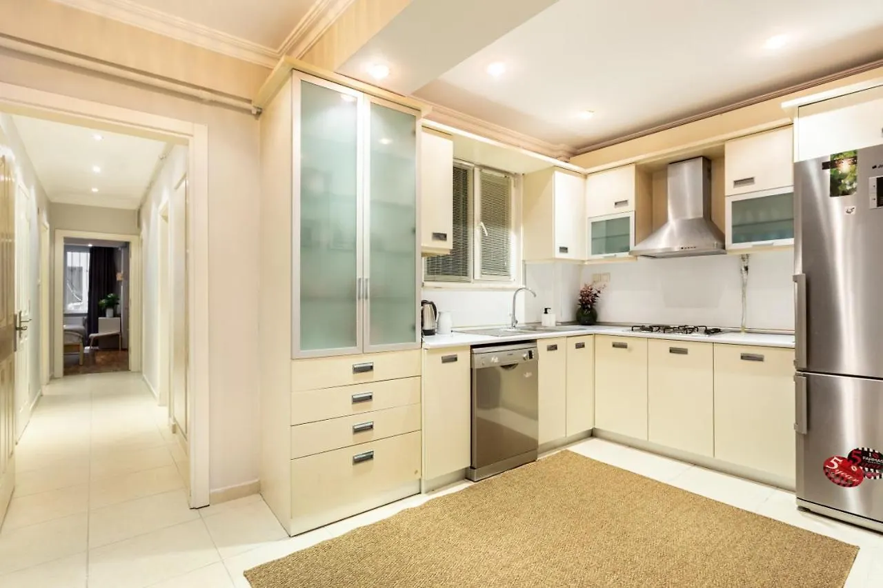 Exclusive And Central Flat In Nisantasi Apartment Istanbul